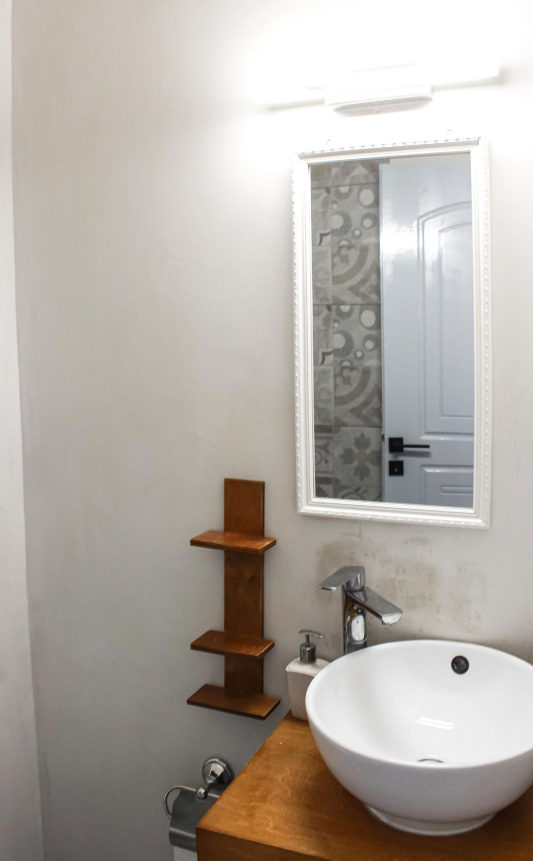Room 3 overlooking Theotokopoulou street